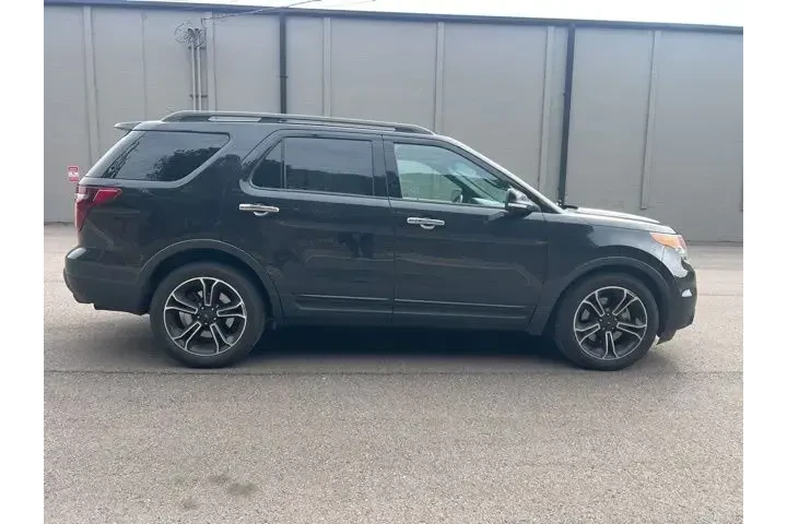 $8990 : Ford Explorer 2014 AWD Sport image 7