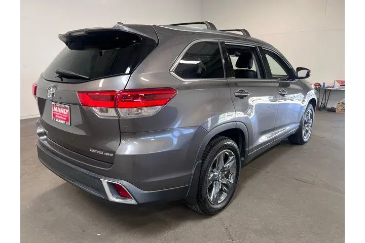 $25516 : Toyota Highlander 2017 AWD L image 3