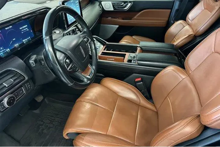 $30306 : Lincoln Navigator 2018 4x4 R image 10
