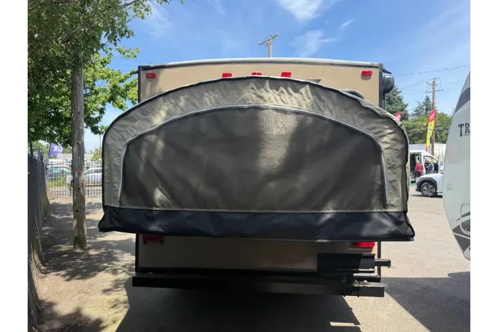 $13900 : 2015 Starcraft Marine Travel image 10