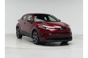 Toyota C-HR 2019 XLE 4dr Cro