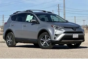$20500 : Toyota RAV4 2017 XLE 4dr SUV thumbnail