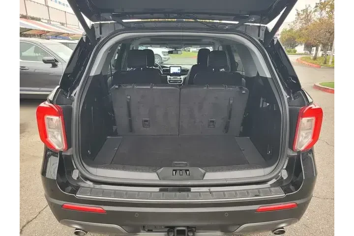 $29846 : Ford Explorer 2022 AWD XLT 4 image 8