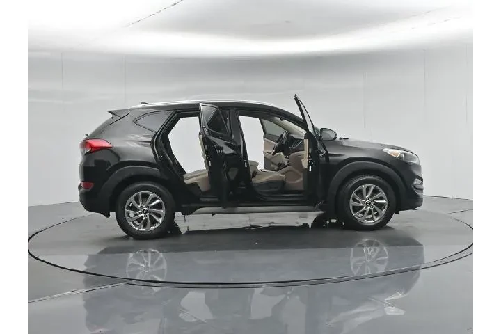 $15129 : Hyundai TUCSON 2017 SE Plus image 5