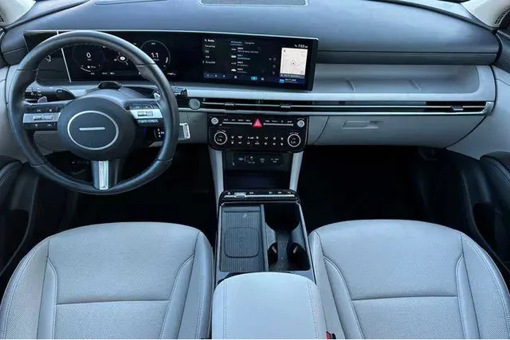 $35778 : Hyundai TUCSON Hybrid 2025 A image 5