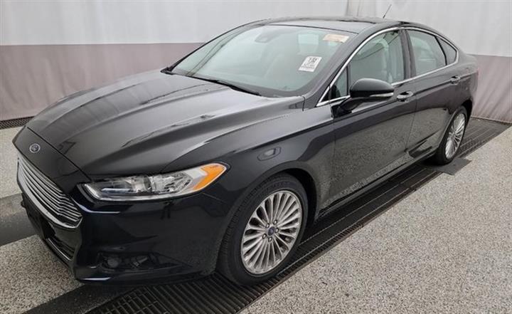 $16990 : Pre-Owned 2016 Fusion Titanium image 1