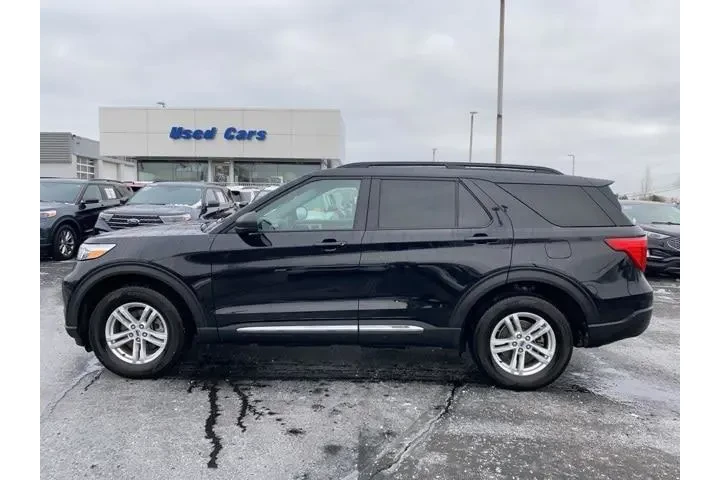 $31994 : Ford Explorer 2023 AWD XLT 4 image 8