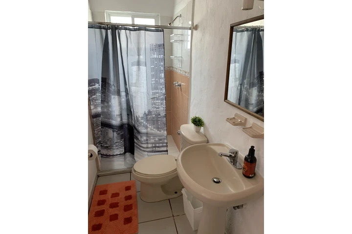 $5500 : RENTO HABITACION AMUEBLADA image 7