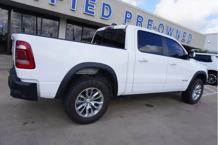 $39988 : Ram 1500 2022 4x2 Laramie 4d image 6