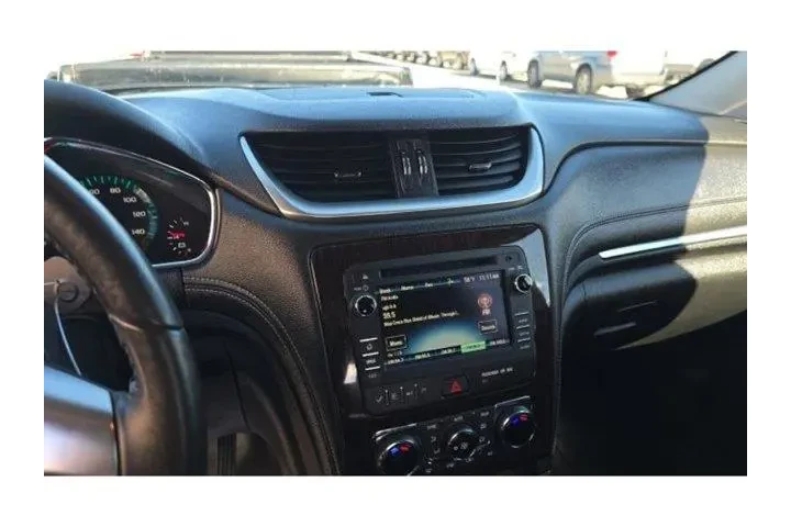 $9450 : Chevrolet Traverse 2016 LT 4 image 8