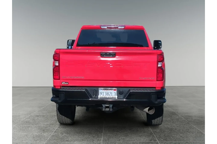 $37900 : Chevrolet Silverado 2500HD 2 image 4