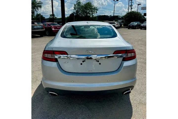 $4900 : 2009 XF Premium Luxury image 7