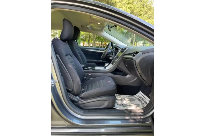 $6500 : 2013 Fusion SE image 6