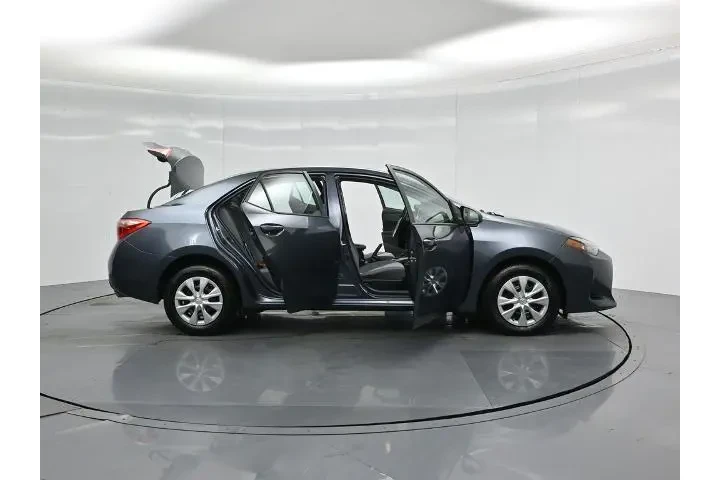 $12025 : Toyota Corolla 2017 L 4dr Se image 3