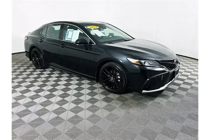 $33300 : Toyota Camry 2024 XSE V6 4dr image 1