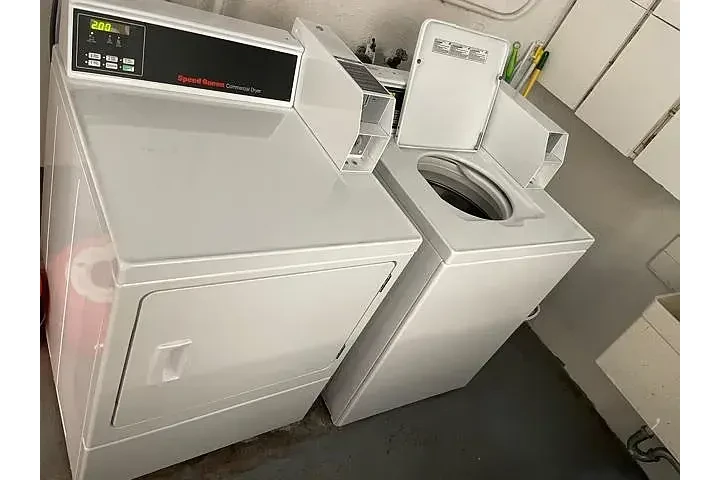 $2950 : apartment for rent image 2