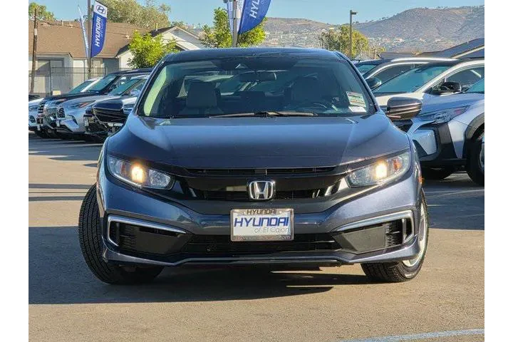 $17300 : Honda Civic 2020 LX 4dr Seda image 3