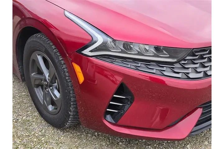 $12795 : Kia K5 2021 LX 4dr Sedan image 5