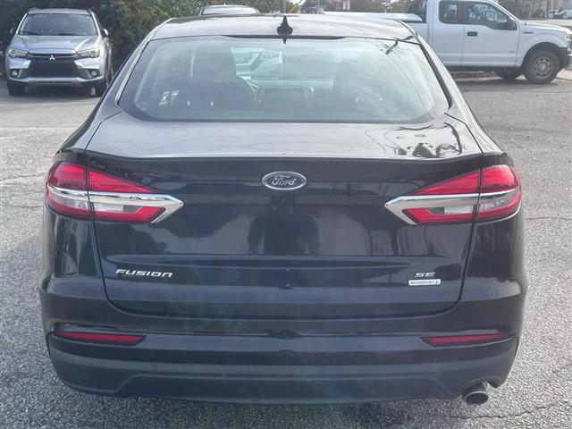$16990 : 2019 FORD FUSION image 9