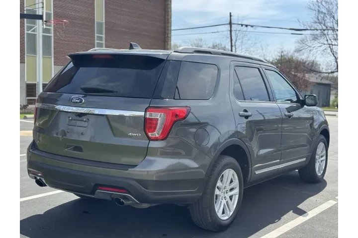$12999 : 2018 Explorer XLT image 6