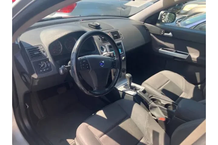 $6550 : 2007 V50 2.4i image 9