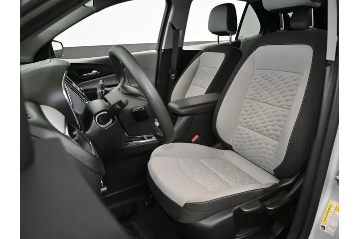 $12991 : Chevrolet Equinox 2020 LS 4d image 10