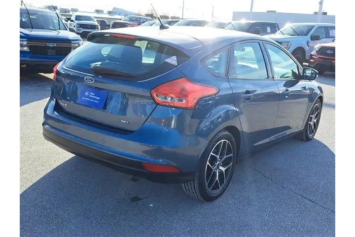 $14975 : Ford Focus 2018 SEL 4dr Hatc image 5