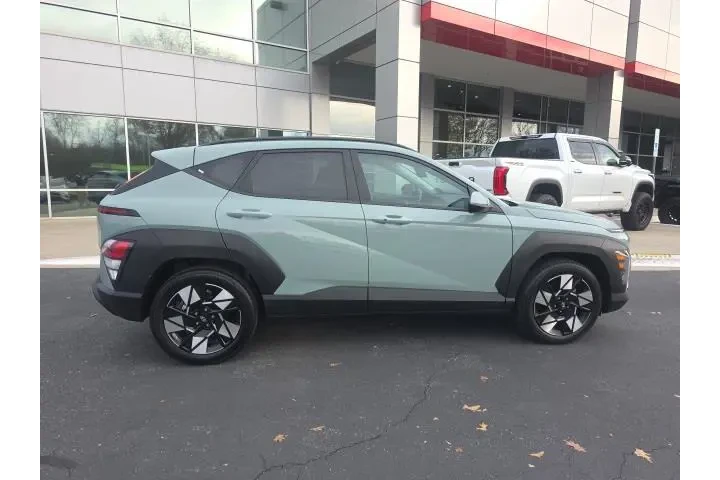 $20625 : Hyundai KONA 2025 SEL 4dr Cr image 8