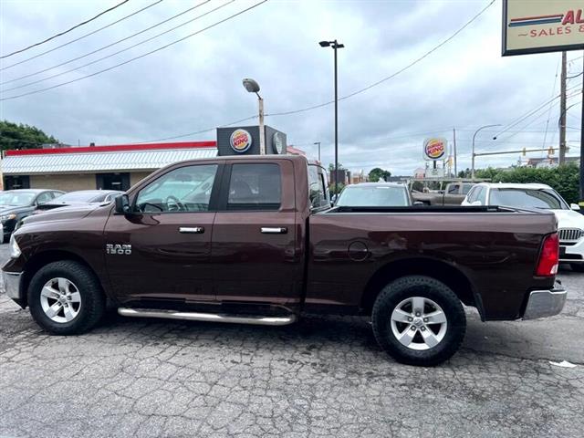 $12900 : 2015 RAM 1500 4WD Crew Cab 14 image 9