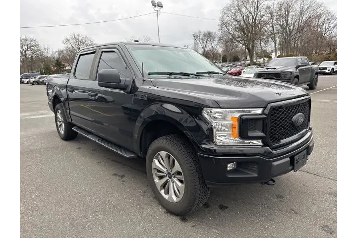 $26500 : Ford F-150 2018 4x4 Lariat 4 image 3
