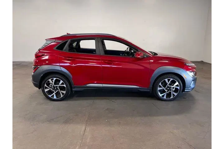 $19684 : Hyundai KONA 2022 Limited 4d image 2