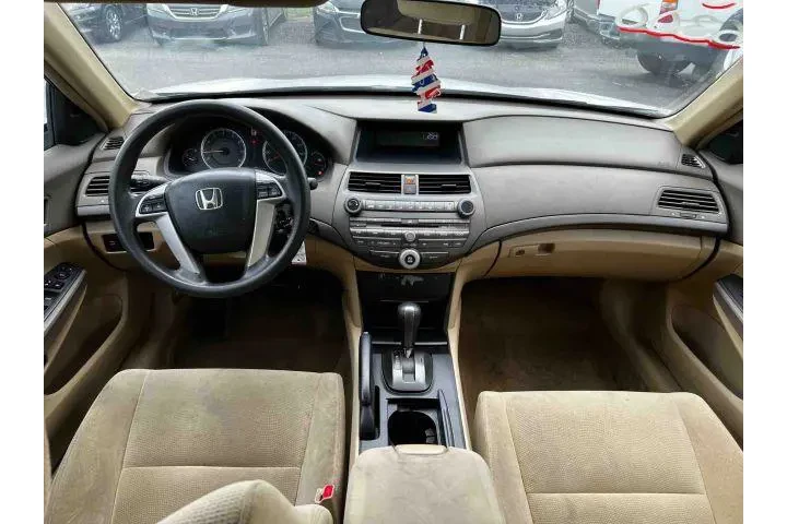 $6300 : Honda Accord 2008 LX-P 4dr S image 7