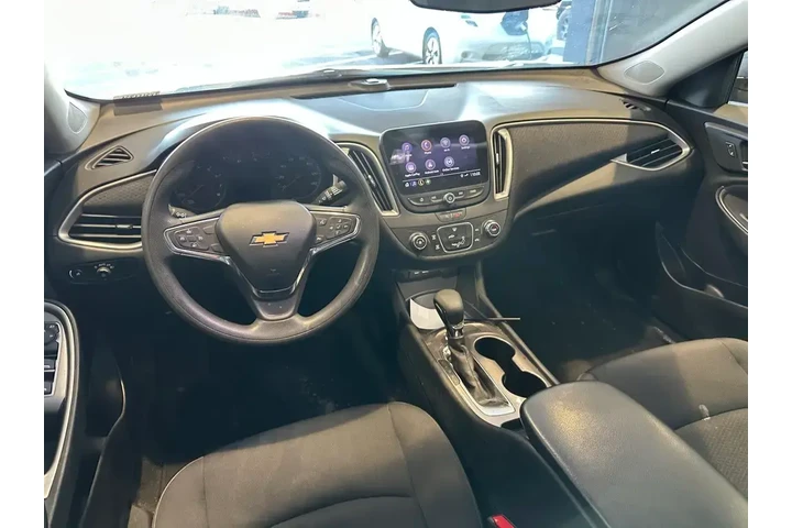$15249 : Chevrolet Malibu 2021 LS Fle image 9