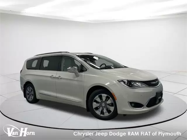 $26550 : Pre-Owned 2020 Pacifica Hybri image 1