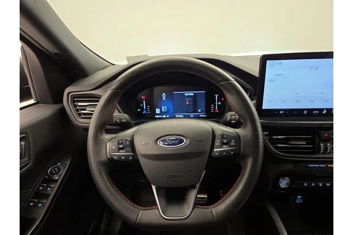 $19998 : Ford Escape 2023 ST-Line 4dr image 10