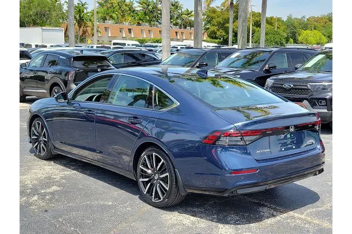 $29990 : Honda Accord Hybrid 2024 Tou image 4