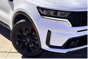 $26977 : Kia Sorento 2022 AWD SX 4dr thumbnail