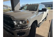 $31050 : Ram 2500 2021 4x4 Tradesman thumbnail