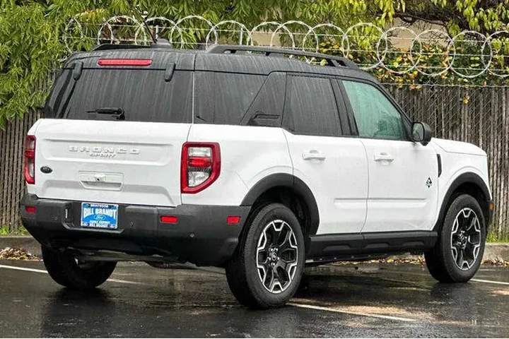 $30995 : Ford Bronco Sport 2025 AWD O image 3