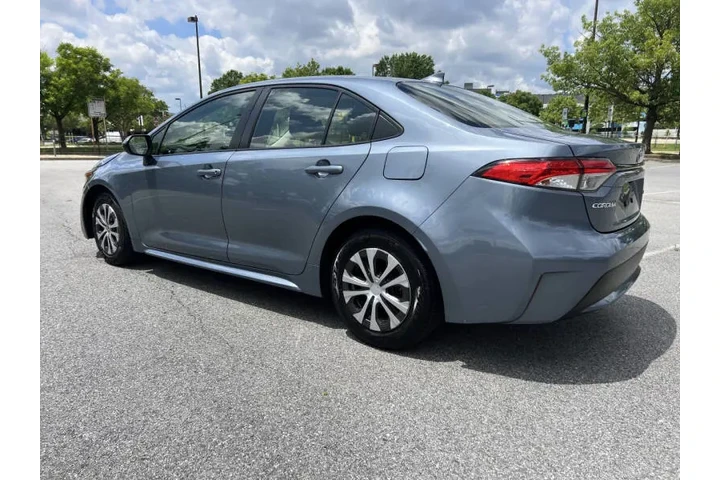 $18500 : 2022 Corolla Hybrid LE image 6