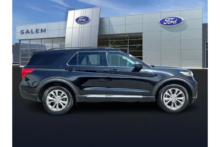 $33256 : Ford Explorer 2022 AWD XLT 4 image 2