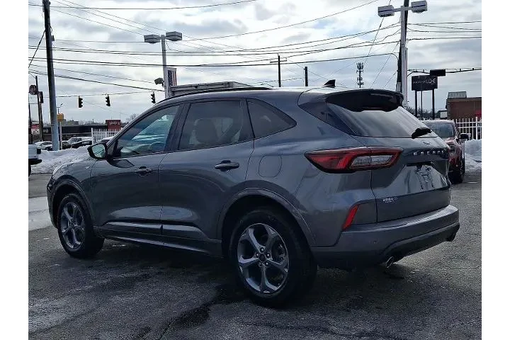 $25522 : Ford Escape 2023 AWD ST-Line image 4
