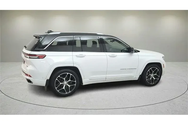 $37888 : Jeep Grand Cherokee 2022 4x4 image 10