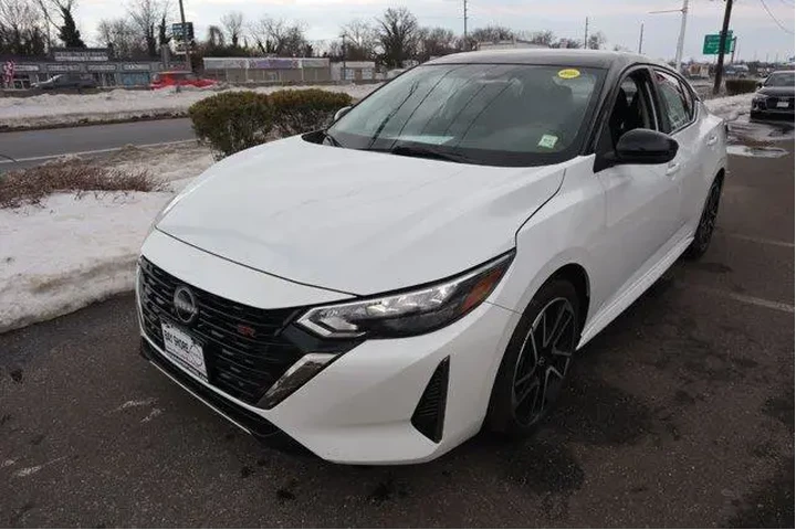 $18628 : Nissan Sentra 2025 SR 4dr Se image 8