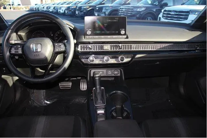 $22195 : Honda Civic 2022 Sport 4dr H image 10