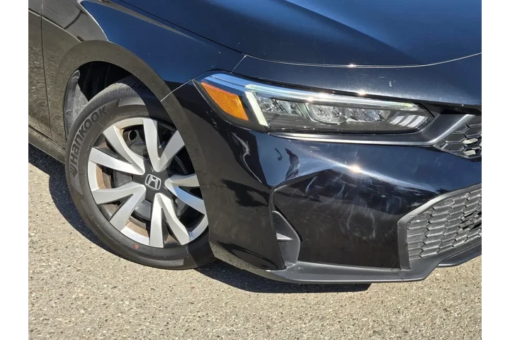 $21888 : Honda Civic 2025 LX 4dr Seda image 9