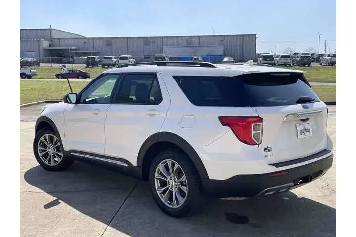 $22990 : Ford Explorer 2022 XLT 4dr S image 5