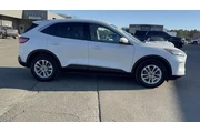 $16540 : Ford Escape 2021 AWD SE 4dr thumbnail