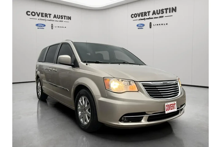 $9591 : Chrysler Town and Country 20 image 7