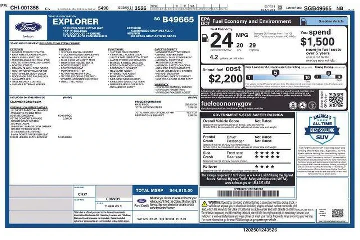 $39390 : Ford Explorer 2025 Active 4d image 2